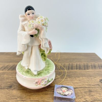 Sale Photo Thumbnail #259