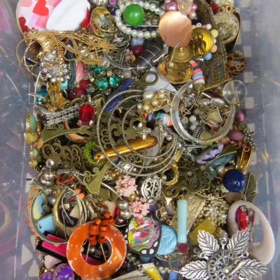 Sale Photo Thumbnail #24