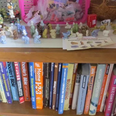Sale Photo Thumbnail #182
