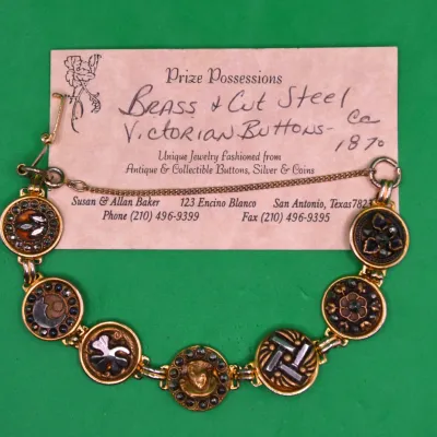 Button Bracelet 