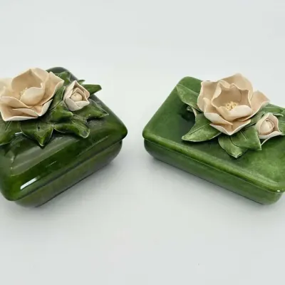Frazier California Pottery Magnolia Flower Green Ceramic Lidded Trinket Box