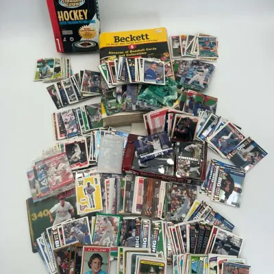 Sports Cards Collection - Joe Montana, George Brett, Baseball,Football,Hockey