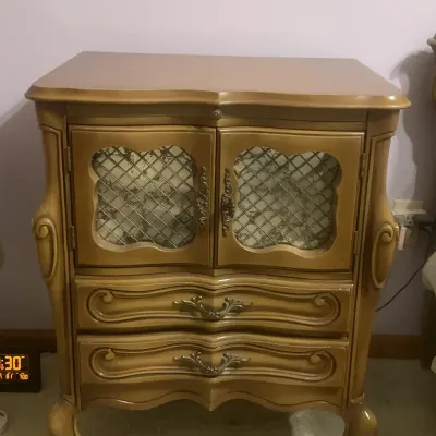 Vintage Elegant Wooden Side Table Night Stand with Cabinet / Drawers - Set of 2