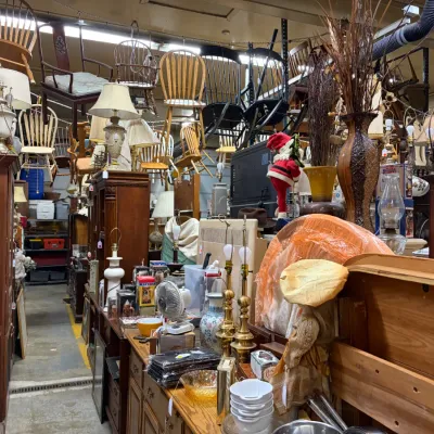 Estate sale photo