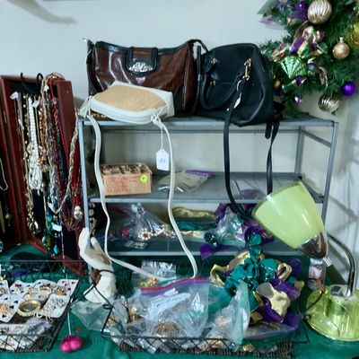 Sale Photo Thumbnail #176