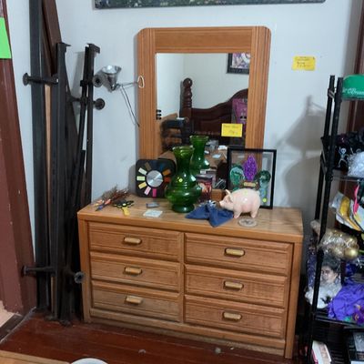 Sale Photo Thumbnail #183