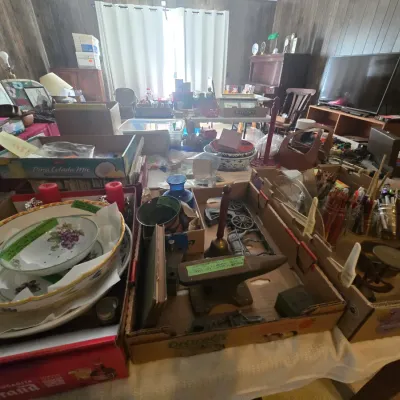 Estate sale photo