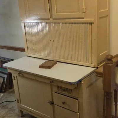 2 - Hoosier Beauty Kitchen Cabinet with Cookbook
Hoosier Beauty kitchen cabinet measuring 41" x 26" x 69" tall. Features...
