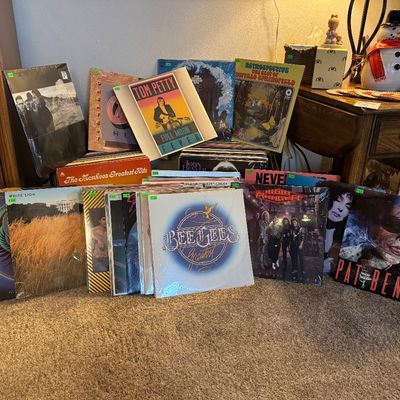 Sale Photo Thumbnail #238: Lots of great vinyl records 