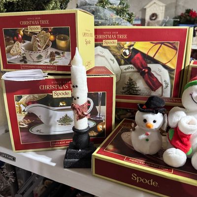 Sale Photo Thumbnail #196: Spoede Holiday 