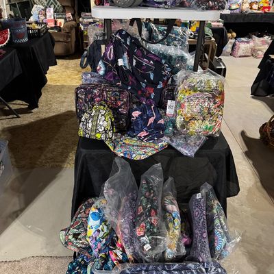 Sale Photo Thumbnail #153: New with tags Vera Bradley bags & totes