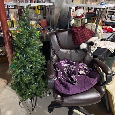 Sale Photo Thumbnail #152