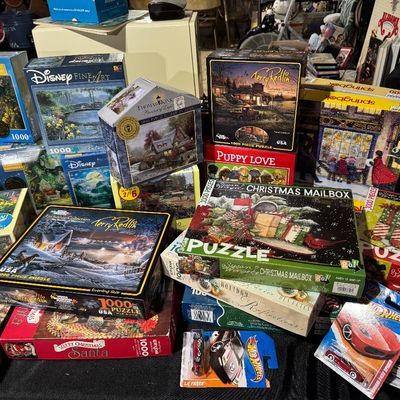 Sale Photo Thumbnail #132: New & gently used puzzles 