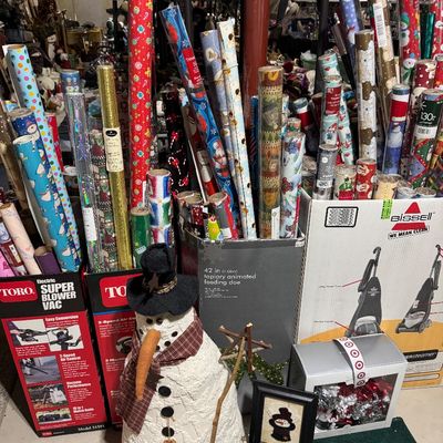 Sale Photo Thumbnail #187: Tons of new wrapping paper 