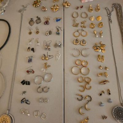 Sale Photo Thumbnail #167