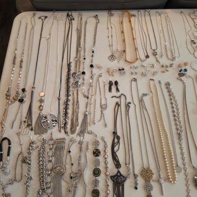 Sale Photo Thumbnail #20