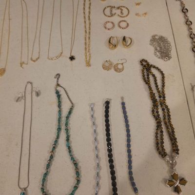 Sale Photo Thumbnail #178