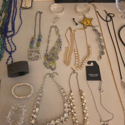 Sale Photo Thumbnail #168