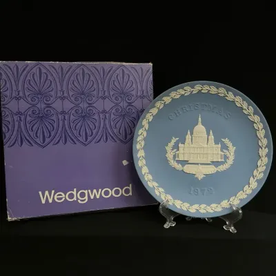 Wedgwood “Christmas 1972” Plate