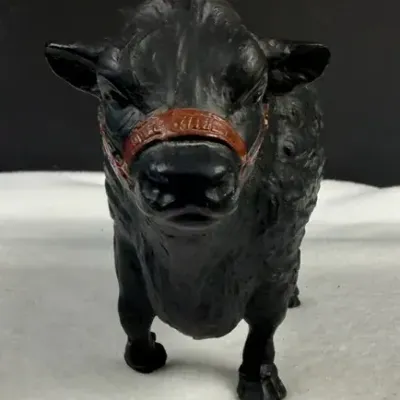 Vintage Breyer Walking Black Angus Bull (Model #72) figurine