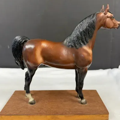 Vintage Breyer Proud Arabian Stallion (Model #212) figurine