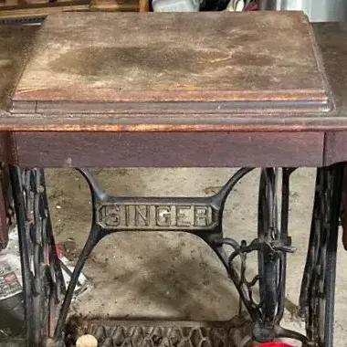 Singer Sewing Table 