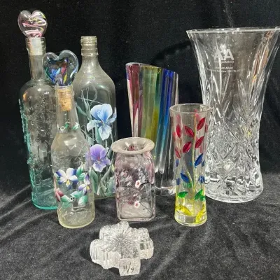 Art Glass - Vases And Bottles 