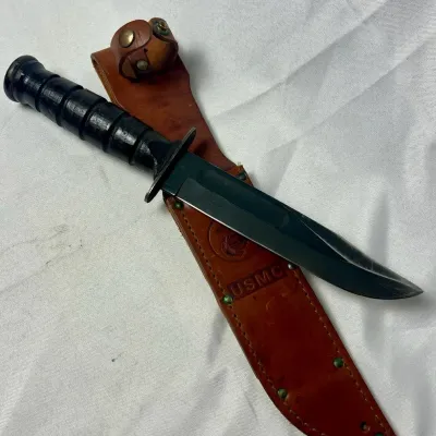 U.S. Fighting Utility Knife Camillus Cutlery Company With Leather Sheath 