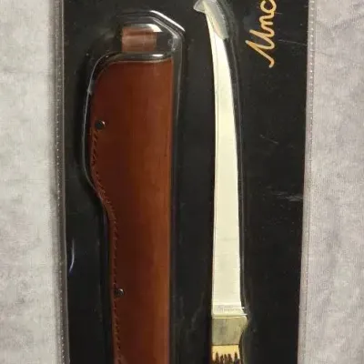 Uncle Henry Large Fillet Knife And Keather Sheath NIB