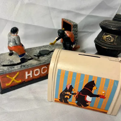 Coin Bank Lot