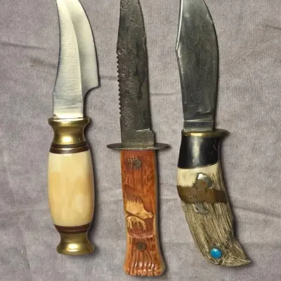Trio Of Fixed Blade Knives