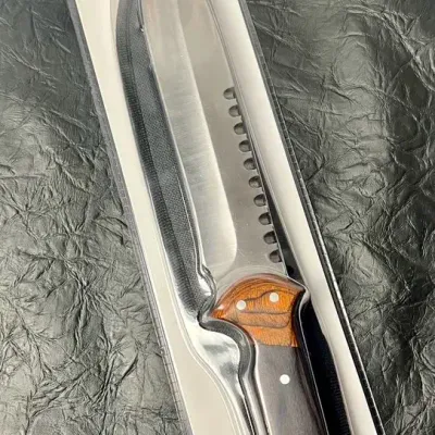 NEW Fixed Blade Bowie Knife With Pouch