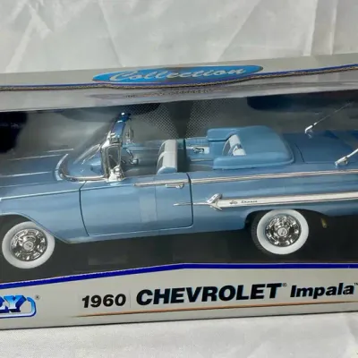 NEW Welly 1960 Chevrolet Impala 1:18 Scale
