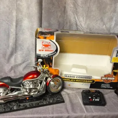 New Bright Harley Davidson R/C Vehicle