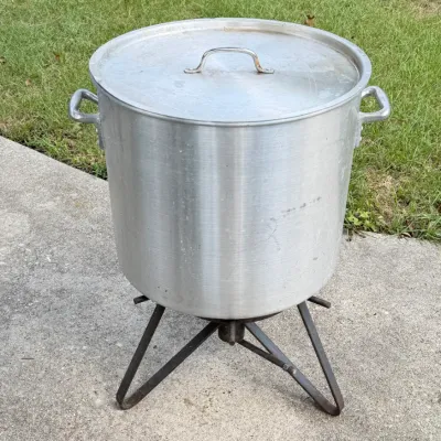 Large 40 Gallon Aluminum Stockpot with Basket, Lid, Burner 