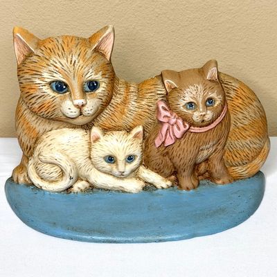 Vintage Cast Iron Cat Family Doorstop 