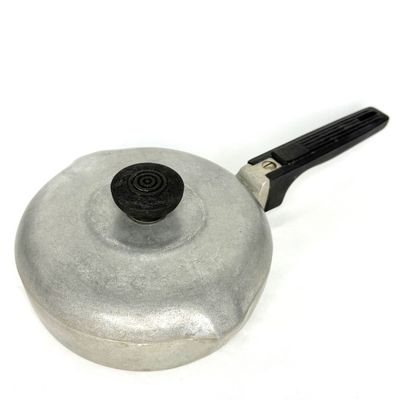 Wagner Ware Sidney O Magnalite Lidded Skillet 4504-P 