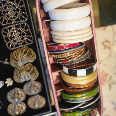 Sale Photo Thumbnail #268