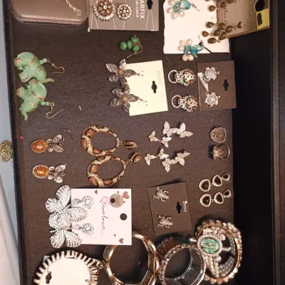 Sale Photo Thumbnail #48