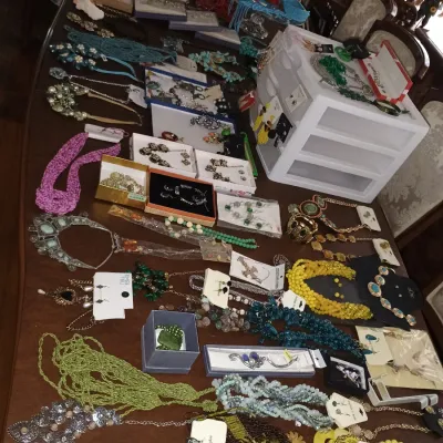 Sale Photo Thumbnail #57