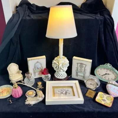 Vintage Vanity Essentials 