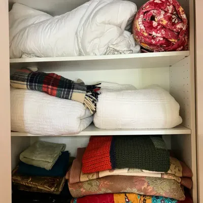 Linen Closet: Quilts, Shams, Comforters, Afghan And More