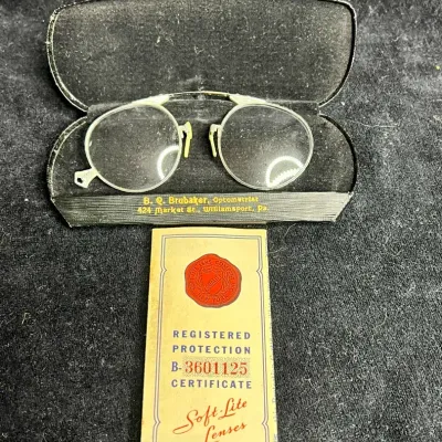 Vintage Folding Oxford-style Lorgnette or Pince-nez Spectacles