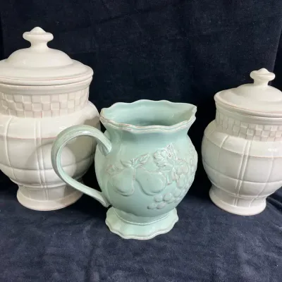 Covered Canisters Set (x3) & Pitcher