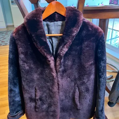 Well-made Faux Fur Jacket (size M-L)