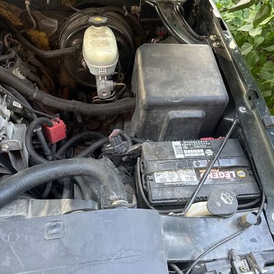 Sale Photo Thumbnail #23: 2005 Chevy Silverado
Runs and drives, battery is not functioning, we had to use a jumper pack to get it to run. Once it started ran and drove fine. Has not been on the road In several years, last licensed in 2023.

VIN number 1GCEK19B25E156366