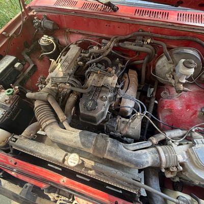 Sale Photo Thumbnail #38: 1991 Toyota pick up, we have four different sets of Toyota keys. None of them are Turning in the ignition. The neighbor stated that the vehicle was his daily runner, but we are unable to start it. Clean title, VIN number
 JT4RN8187M5108476.