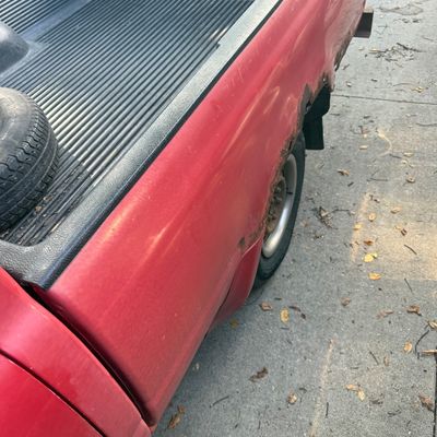 Sale Photo Thumbnail #33: 1991 Toyota pick up, we have four different sets of Toyota keys. None of them are Turning in the ignition. The neighbor stated that the vehicle was his daily runner, but we are unable to start it. Clean title, VIN number
 JT4RN8187M5108476.