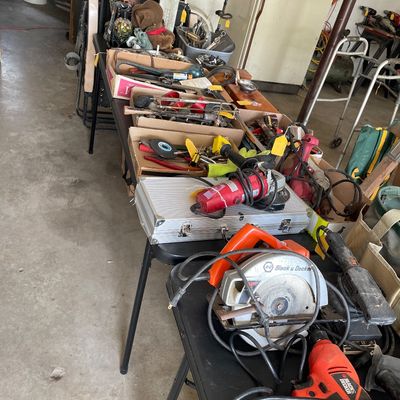 Estate sale photo