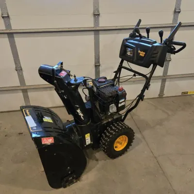 Sale Photo Thumbnail #101: Poulan Pro 24" Electric Start Snowblower
Needs New Pull String - Ran When Used Last Winter - Gas Was Run Out For Storage